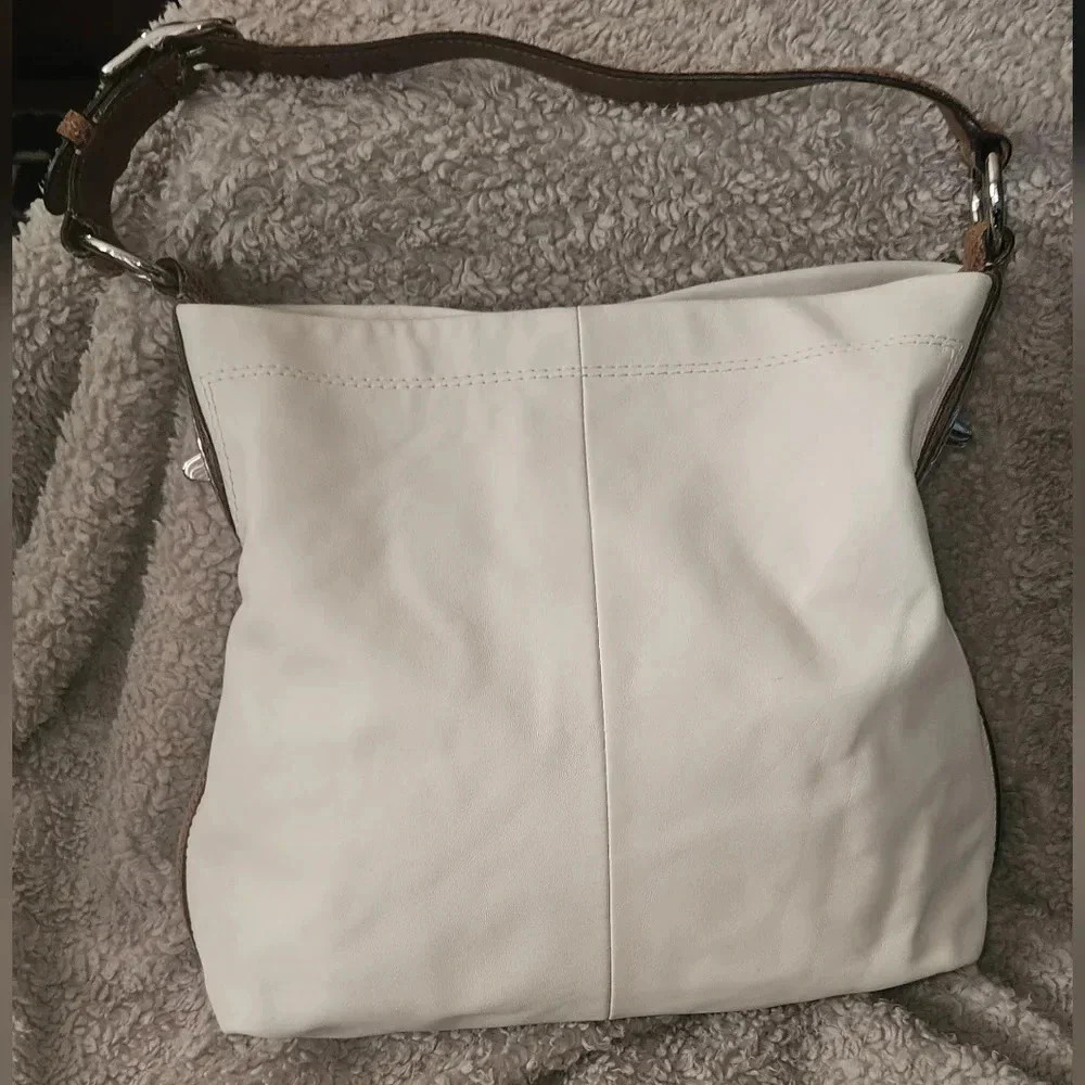 Coach Cream and Brown Hobo Bag - Picture 3 of 16